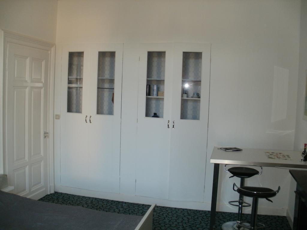 Op De Burg Bed & Breakfast Venlo Ruang foto